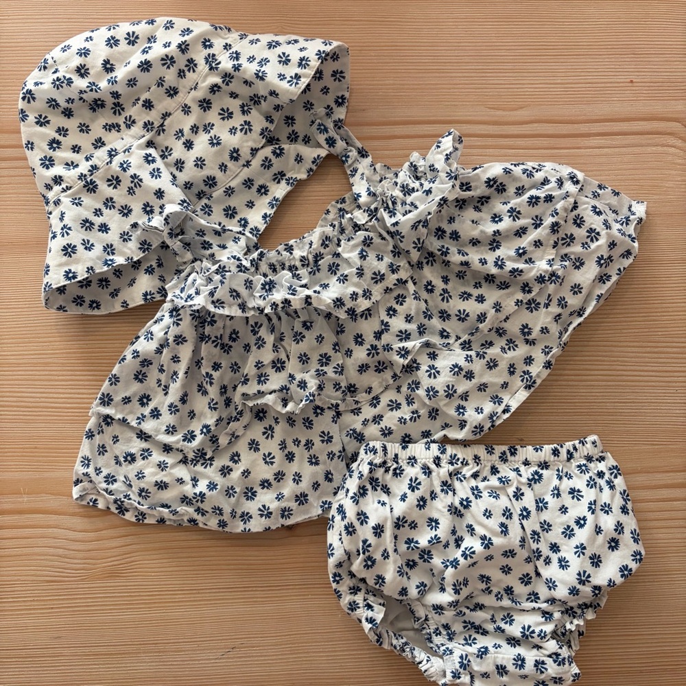baby GAP Floral 3-Piece Baby Sun Set